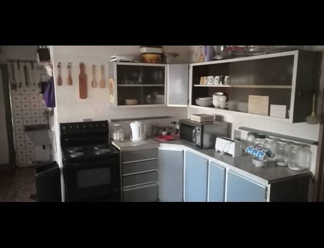 3 BEDROOM HOUSE SOLD IN LA HOFF